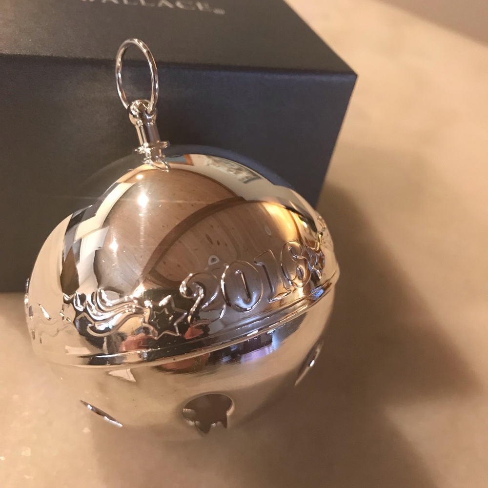 Wallace 2016 Silver-Plated Baroque Bell